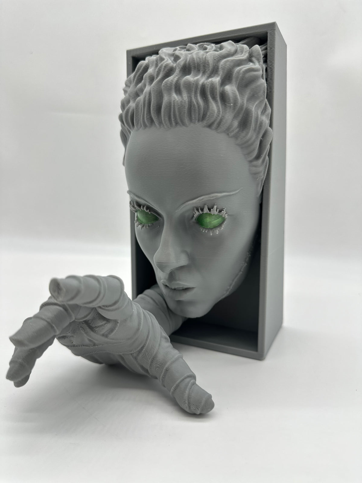 Cale Livre Frankenstein Bride