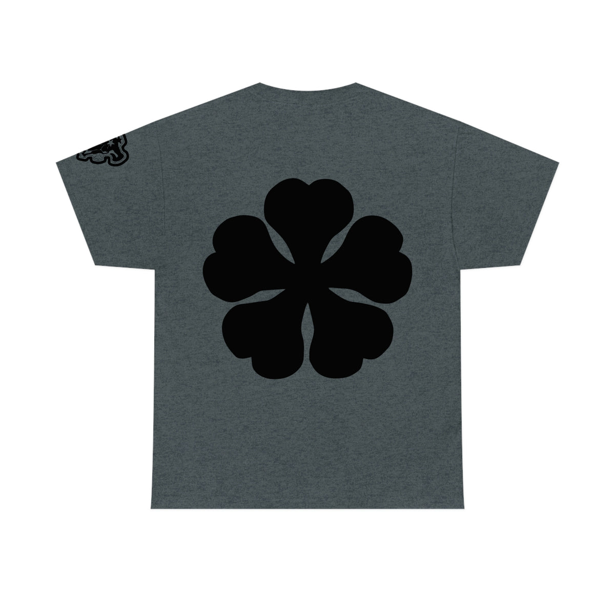 BLACK CLOVER